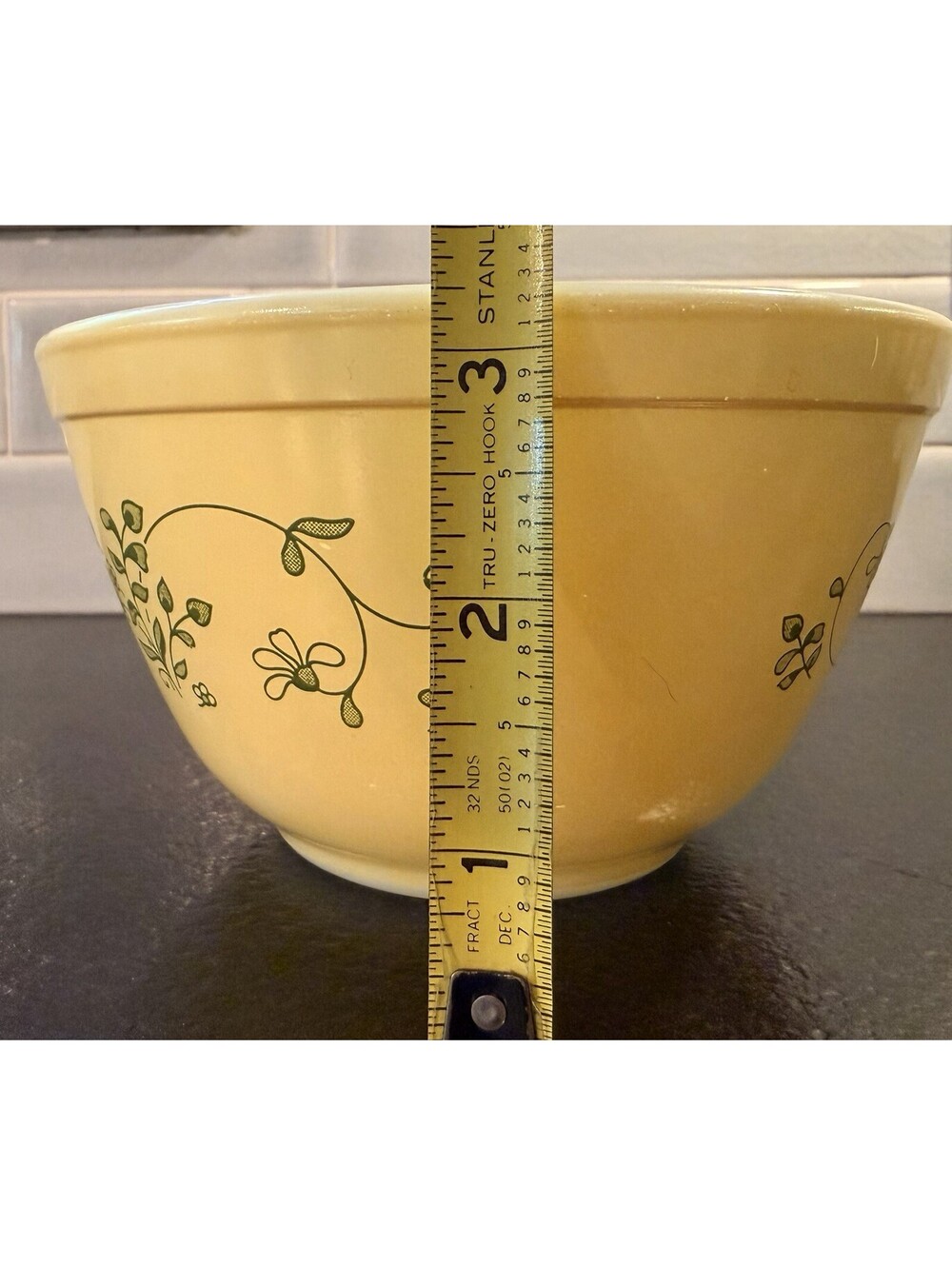 Vintage Pyrex Shenandoah # 401 750ml Yellow Green Flowers Mixing Bowl 1981-86 - Picture 7 of 8